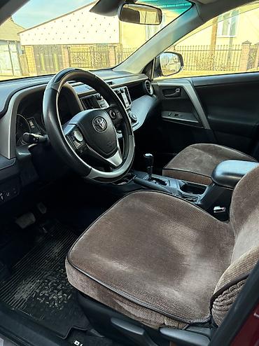 Toyota: Toyota RAV4: 2018 г., 2.5 л, Автомат, Бензин, Внедорожник — 7