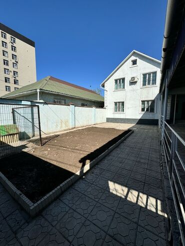 район пишпек дом: Дом, 200 м², 6 комнат, Собственник, Евроремонт
