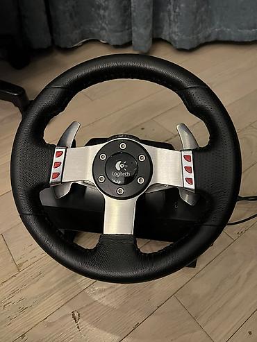 12 pro barter: Logitech G25 Racing Wheel – tam dəst - 28 sm dəri üzlü sükan, 900° — 2