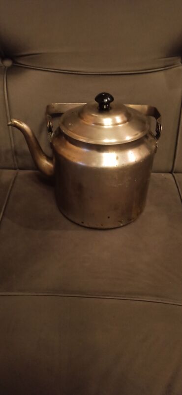 Əntiq qablar: Antik dekor kolleksiyası – 4 ədəd 1) Emallı metal fincan altlıq/şüşə — 19