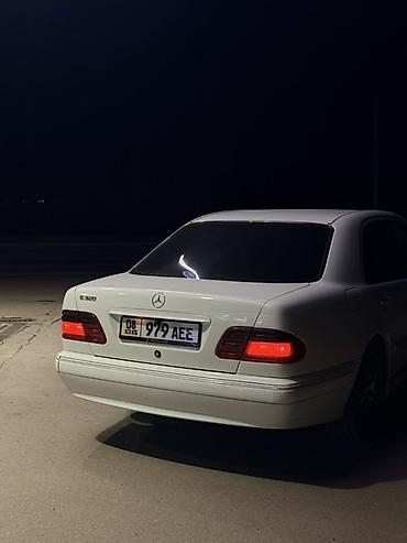 Mercedes-Benz: Mercedes-Benz E-Class: 1999 г., Седан — 12