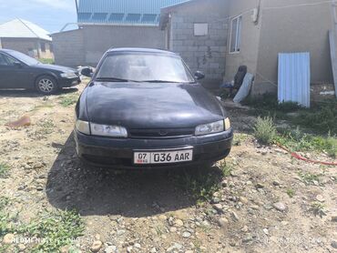 mazda demi: Mazda 626: 1992 г., 1.8 л, Механика, Бензин, Седан