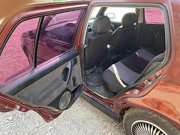 панорама на спринтер: Volkswagen Vento: 1993 г., 1.8 л, Механика, Бензин, Седан — 6