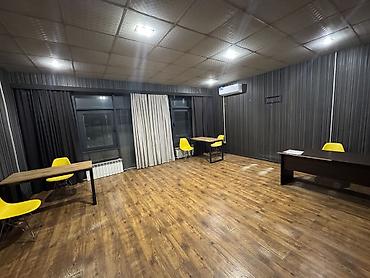 Сдаю Офис целиком: 41 м², В административном здании, С ремонтом, Первая линия at lalafo.kg Сдаю Офис целиком: 41 м², В административном здании, С ремонтом, Первая линия