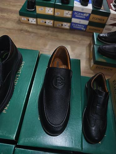 Ayaqqabılar: Kişi ayaqqabıları – klassik və gündəlik modellər Məhsul təsviri: - — 18