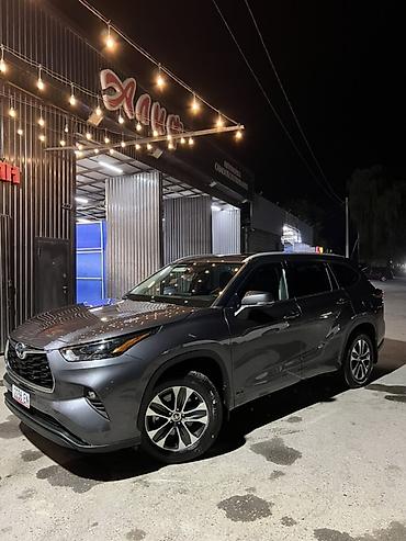 ge: Toyota Highlander: 2021 г., 2.5 л, Автомат, Гибрид, Внедорожник — 1
