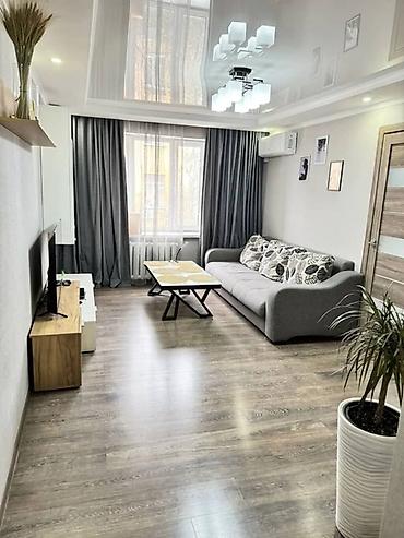 алмаатинка: 2 комнаты, 42 м², ул. Алматинка / Салиева Индивидуалка, 3 этаж, Евроремонт — 1
