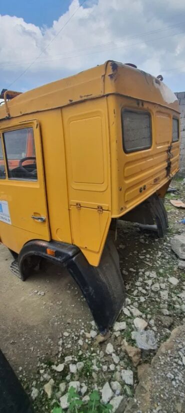 Tofas: Kamaz kabinası spalni