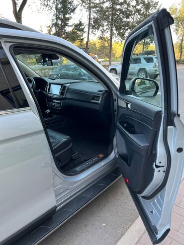 спринтер рекс пассажир: Ssangyong Rexton: 2018 г., 2.2 л, Автомат, Дизель, Внедорожник