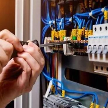 Elektrik ayid bütün işləri vaxtında keyfiyyətli və zəmanətnən