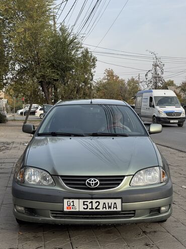 купить квадроцикл бэушный: Toyota Avensis: 2000 г., 1.8 л, Механика, Бензин