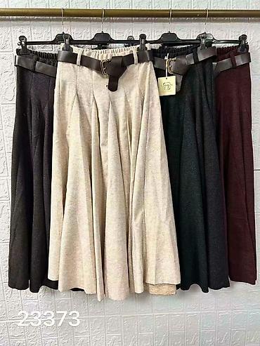 marc jacobs torba: Suknje
Cena 3100
Uni vel.
Vel.p.26 — 5