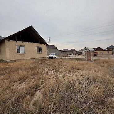 срочно продаю дом рухий мурас: 🏡 ҮЙ САТЫЛАТ! 📍 Жайгашкан жери: Учкун конушу 🏠 Үйдүн мүнөздөмөсү: 🔹 — 6