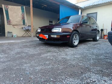 камири 35 кузуп: Volkswagen Golf: 1996 г., 1.8 л, Механика, Бензин, Хетчбек