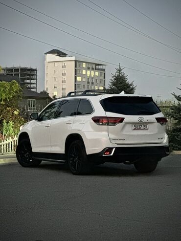 держатели для телефонов в машину: Toyota Highlander: 2019 г., 3.5 л, Автомат, Бензин, Внедорожник