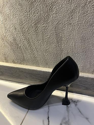 stud 5000: Классические черные лодочки Miss Miller - Модель: закрытые лодочки с — 3