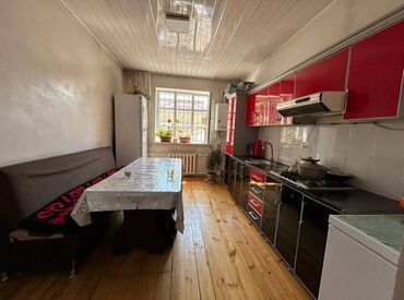 Продажа квартир: 100 м², 5 комнат, Свежий ремонт Кухонная мебель