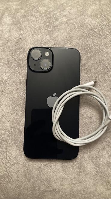Apple iPhone: IPhone 13, 128 GB, Qara — 12
