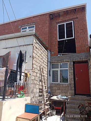suraxan: Əmircan qəs. 3 otaqlı, 200 kv. m, Orta təmir — 2