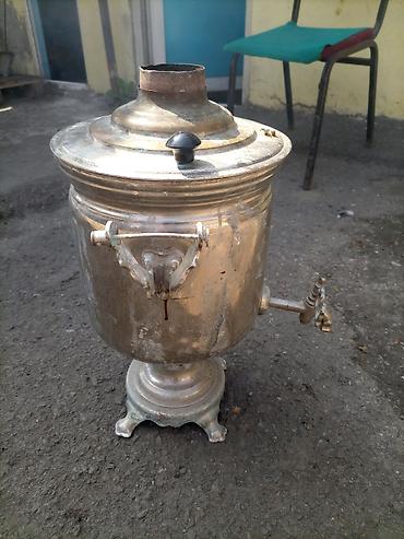 Klassik kömür/odunla işləyən samovar - Material: metal korpus, bürünc