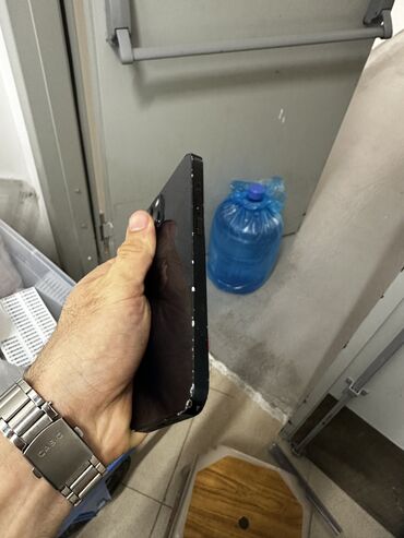 Apple iPhone: IPhone 13, 128 GB, Midnight, Zəmanət, Simsiz şarj, Face ID — 9