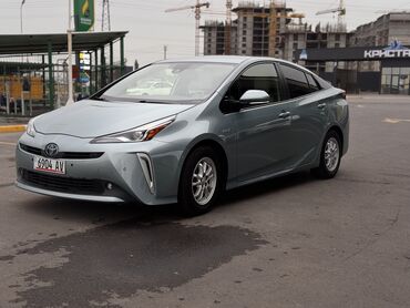 Toyota: Toyota Prius: 2019 г., 1.8 л, Робот, Гибрид, Хэтчбэк
