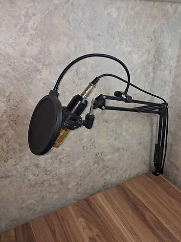 BM-800 Kondensator Mikrofon BM-800 kondensator mikrofon satılır. Ev