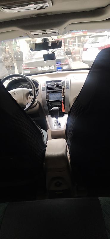 passat 2004: Hyundai Tucson: 2 l | 2004 il Universal — 8