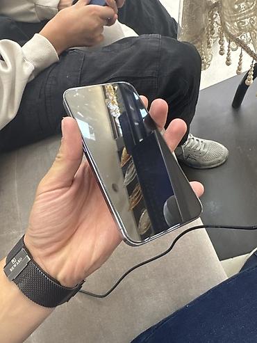 Apple iPhone: IPhone 13 Pro (серия Pro) - Цвет: светло‑голубой (Sierra Blue) - — 2
