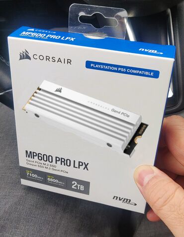 notebook altlığı: Daxili SSD disk Corsair, 2 TB, M.2, Yeni