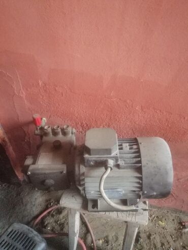elektron saat qiymeti: Moyka ucun mator nasos. Qiymet_800_azn. Unvan_Savxoz Ramani