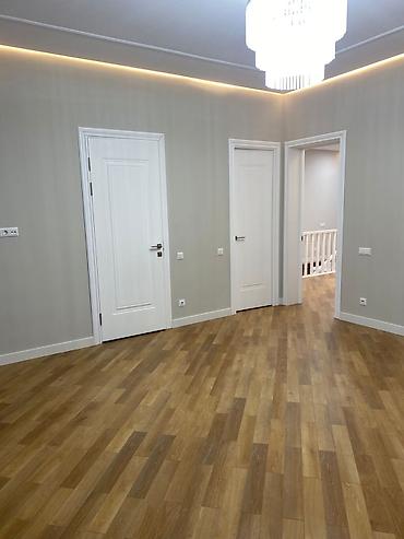 Продажа домов: Таунхаус, 250 м², 6 комнат, Агентство недвижимости, Дизайнерский ремонт — 4