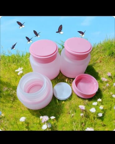 Çaydanlar və qəhvədanlar: Kosmetik krem qabları dəsti - Material: yüngül plastik - Rənglər