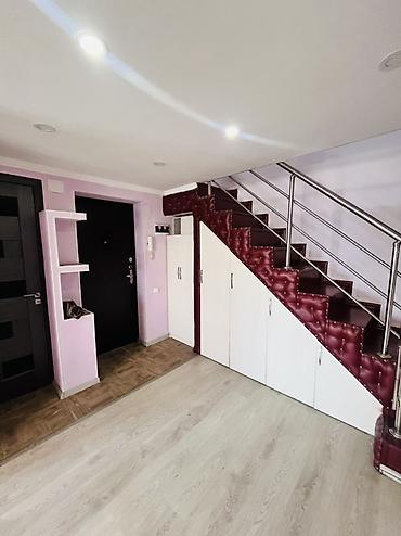 дом кут: 2 комнаты, 47 м², Индивидуалка, Мансарда этаж — 5