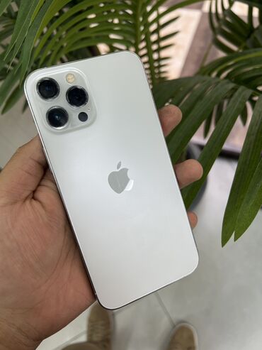 айфон даром: IPhone 12 Pro Max, Б/у, 256 ГБ, Белый, Защитное стекло, 100 %