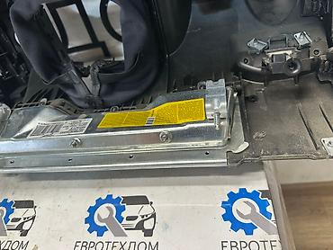 Панели, обшивки: Торпедо Mercedes-Benz 2013 г., Б/у, Оригинал, Германия — 10