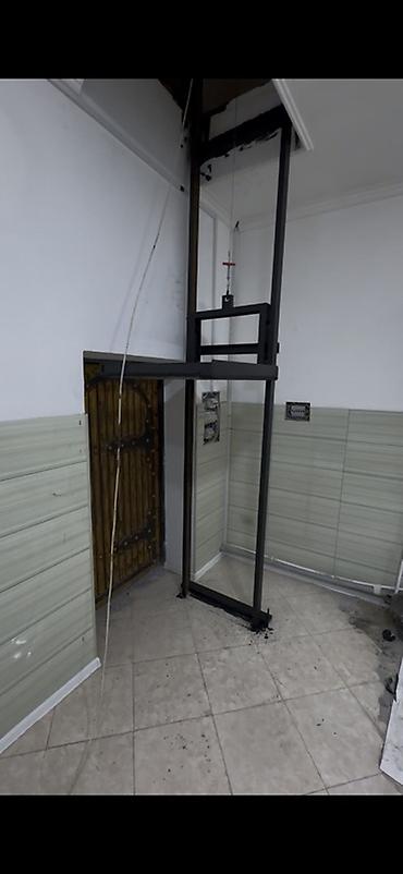 lövhə şəkilləri: Məhsul: Elektriklə işləyən mini yükgötürən/lift platforması — 8