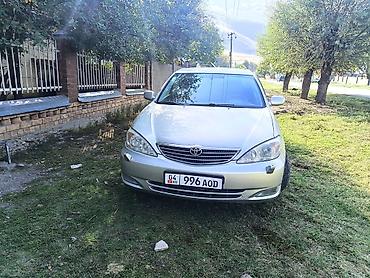 Toyota: Toyota Camry: 2004 г., 2.4 л, Кол менен иштөөчү, Бензин, Седан — 3