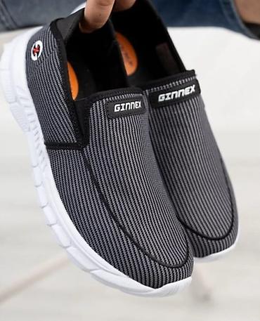 кроссовки в баку: "Ginnex"markası keyfiyyətli 40-raz Sneaker təzədir,qutuda.Ölçü uyğun — 3