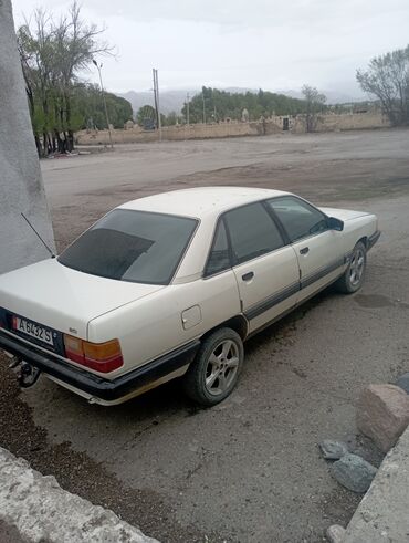 обмен ауди с4: Audi 100: 1988 г., 2 л, Механика, Бензин, Седан