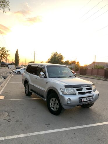 митсубиси паджеро 2003: Mitsubishi Pajero: 2003 г., 3.5 л, Автомат, Бензин, Жол тандабас