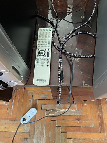 Musiqi mərkəzləri: Tam original sony. Kalonkalar çox boyik və gucludur. Çox çox təmiz — 6