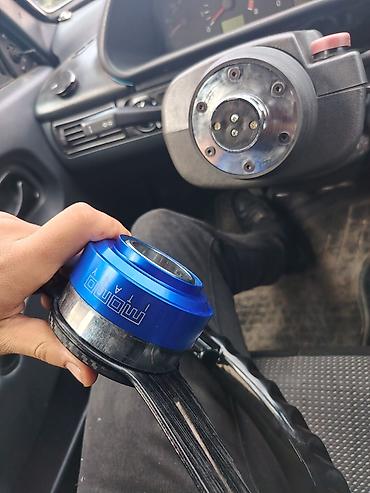 kia ceed ekran: MOMO sükan dəsti – idman tipli 3-şüalı sükan və tezsökülən — 2