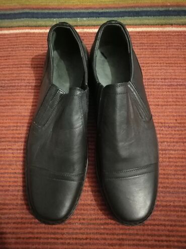 туфли размер 38: Новые мужские кожаные туфли местного произ-ва. 43р. Для тех мужчин,у