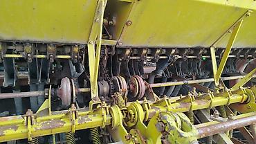 Зерновые сеялки: Зерновая сеялка прицепная жёлтый 250тыс. красный 250тыс Описание: - — 4