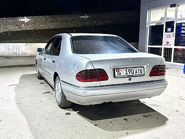 Mercedes-Benz: Mercedes-Benz E-Class: 1996 г., Седан — 4