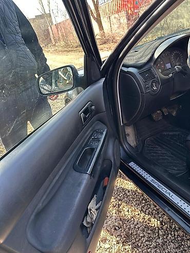 Volkswagen: Volkswagen Golf V: 2002 г., 1.6 л, Автомат, Бензин, Универсал — 9