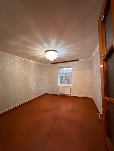 Həyət evləri və villaların satışı: Salam Ev Binədə piryezdən keçəndən sonra sol mələdə yolunda yerləşir — 6