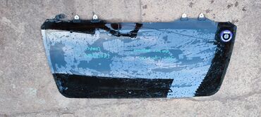 Крышки багажника и комплектующие: Накладка крышки багажника Toyota, 2010 г., Оригинал — 14