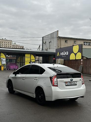 Toyota: Toyota Prius: 2013 г., 1.8 л, Вариатор, Гибрид, Седан — 2